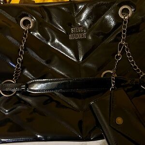 Steve Madden large purse with side coin